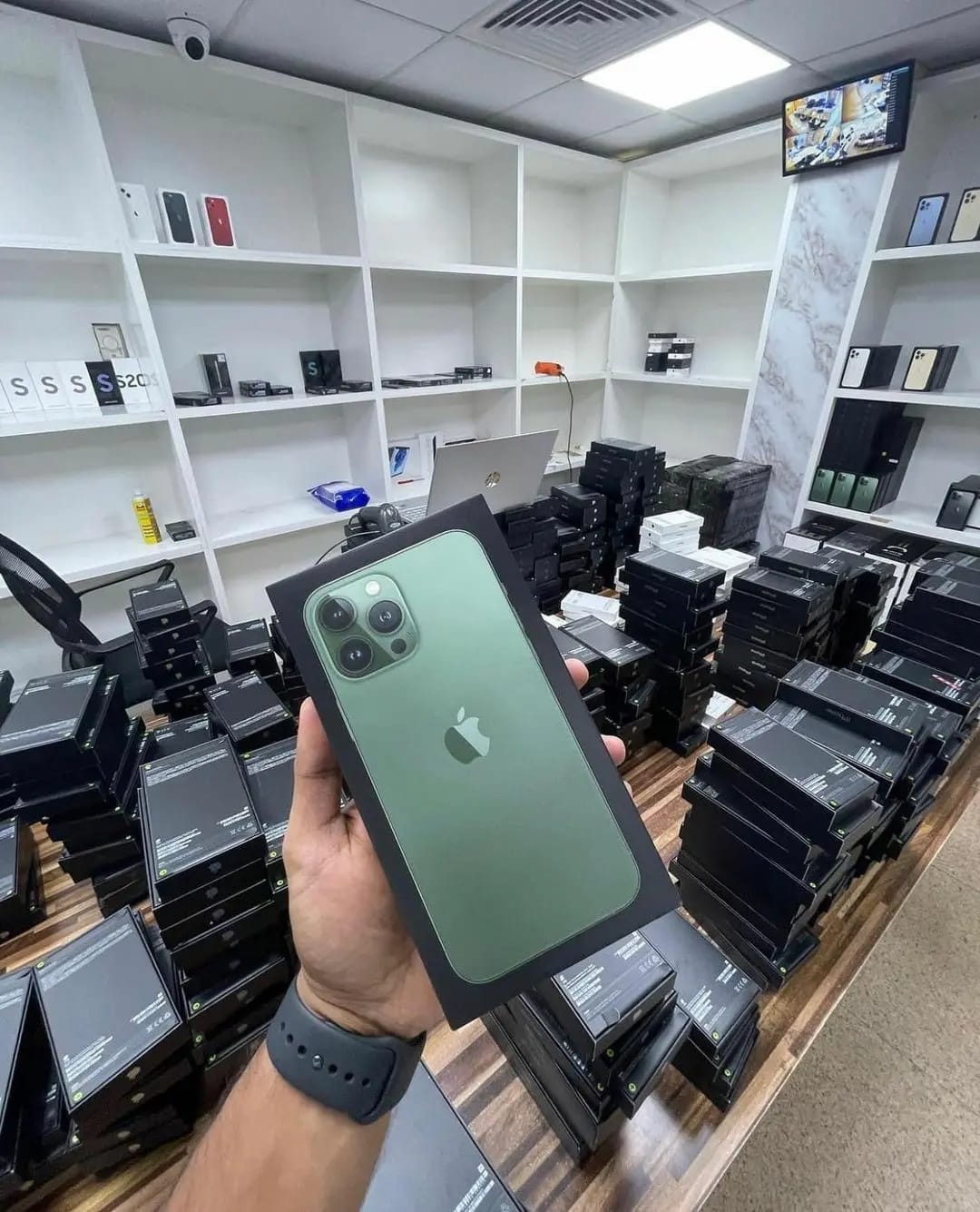 Palette de 25 iPhone 13 Pro Max — foto 4