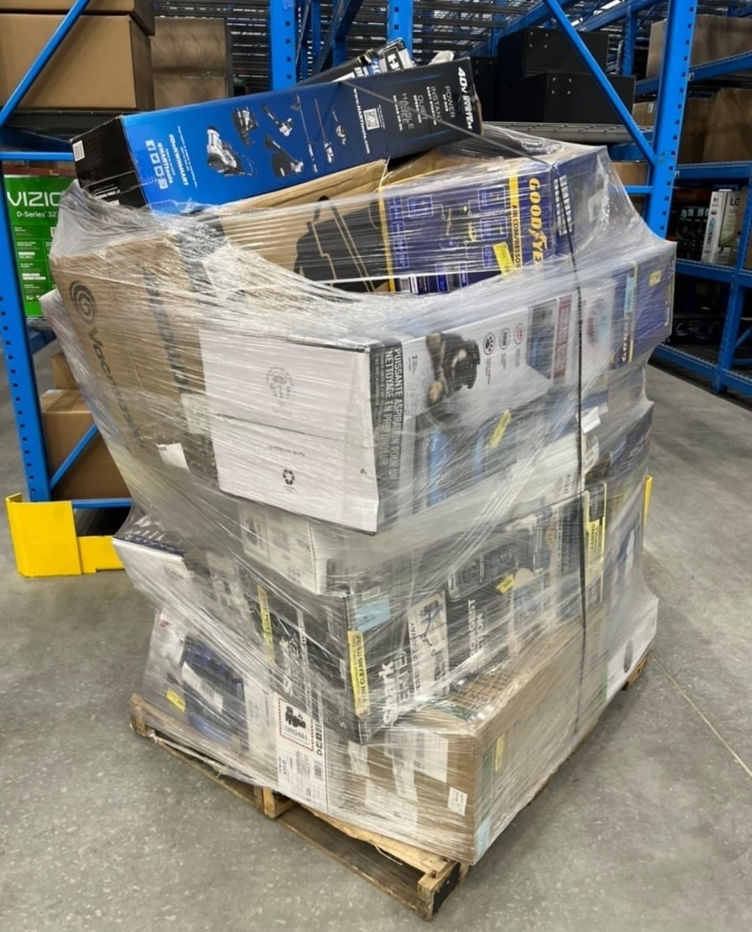 Camion complet de 30 palettes de marchandises mixtes — fotografia 7