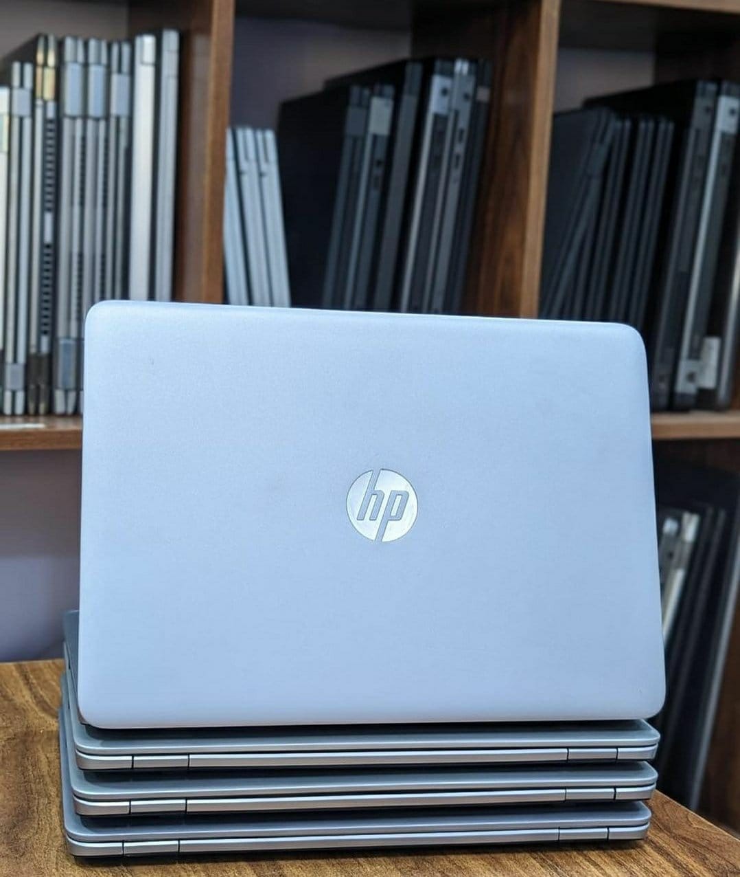 Palette de 25 ordinateurs portables HP — foto 10