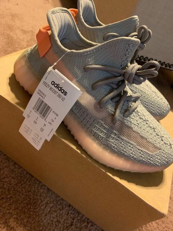 Palette de 90 paires de baskets Yeezy — photo 5