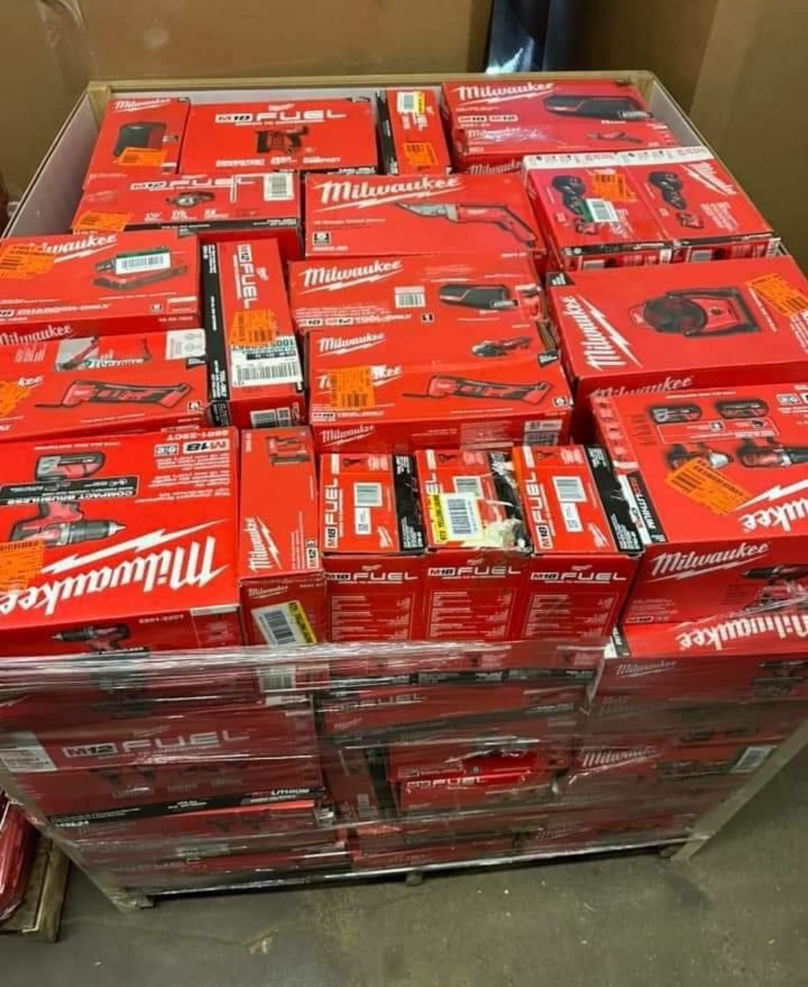 Palette de 45 à 50 outils Milwaukee — foto 5