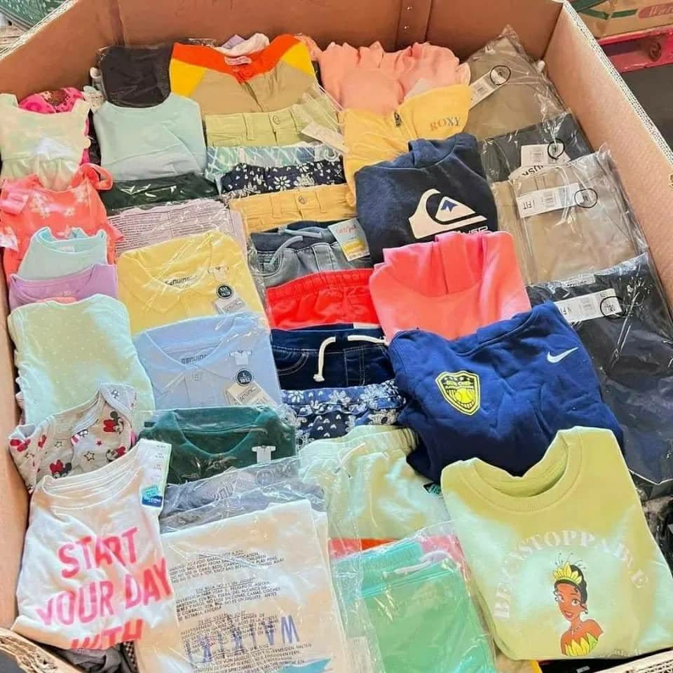 Palette of 570 children's clothing — photo 2