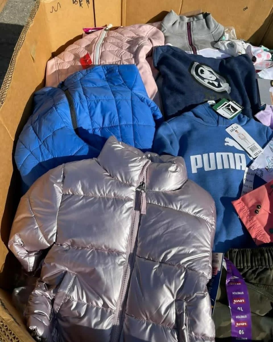 Palette of 570 children's clothing — photo 7